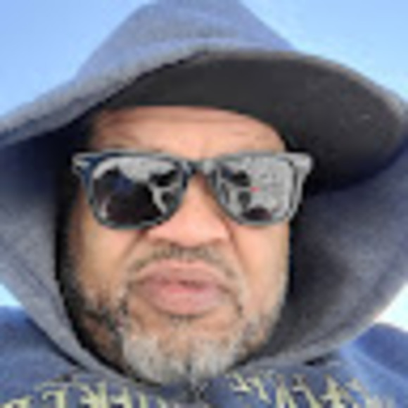 Meet your Posher, David - Picture 1 of 1